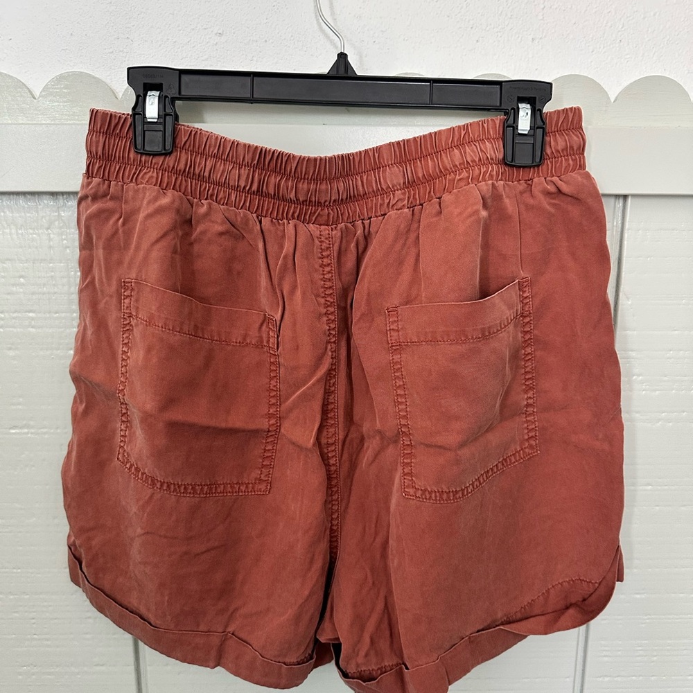 Universal Thread Women's Terracotta Shorts - Picture 2 of 7